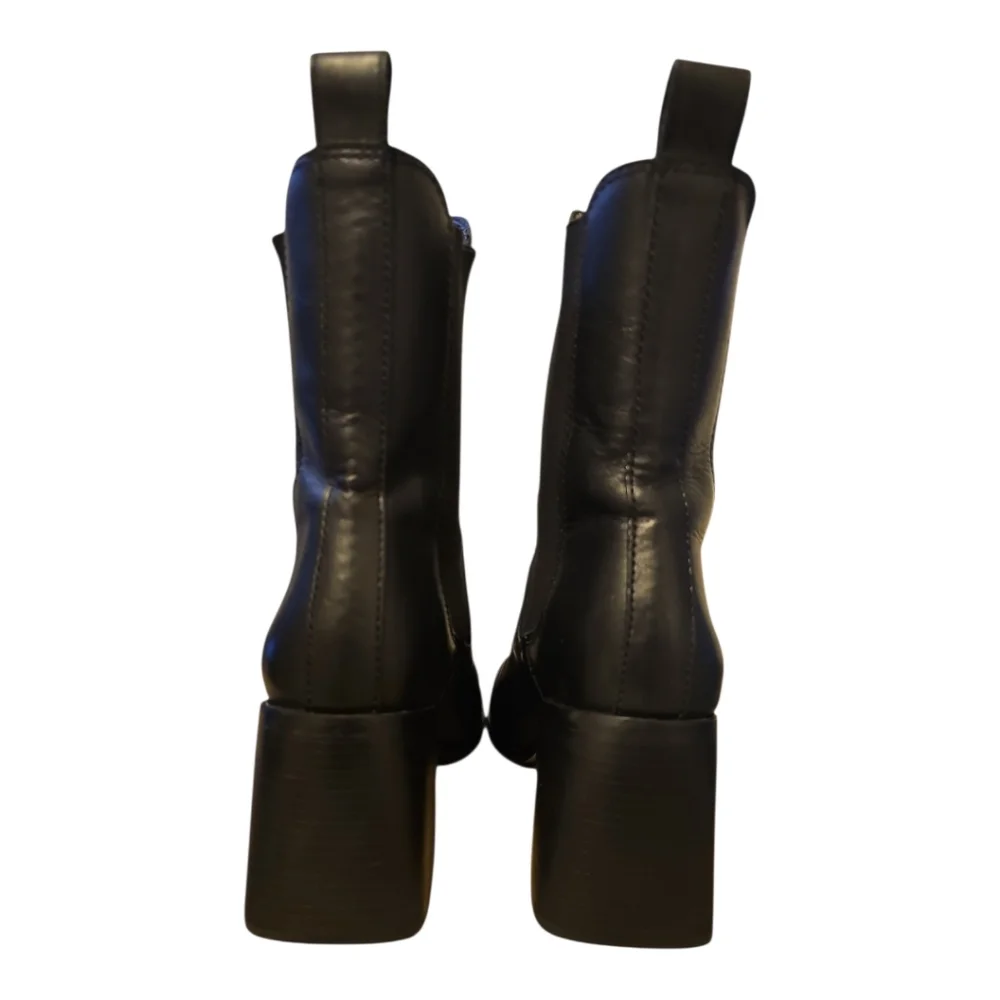 Steve Madden ARGENT Leather Upper 3” Block Heel Boot Size 7 Black (Read Listing) - Picture 3 of 9